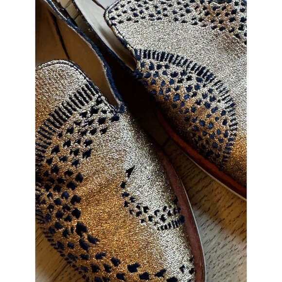 Free People Gold Navy Textile Loafers Sz 6.5 37 Slip-On Leather Lining Snake eye - Picture 2 of 8